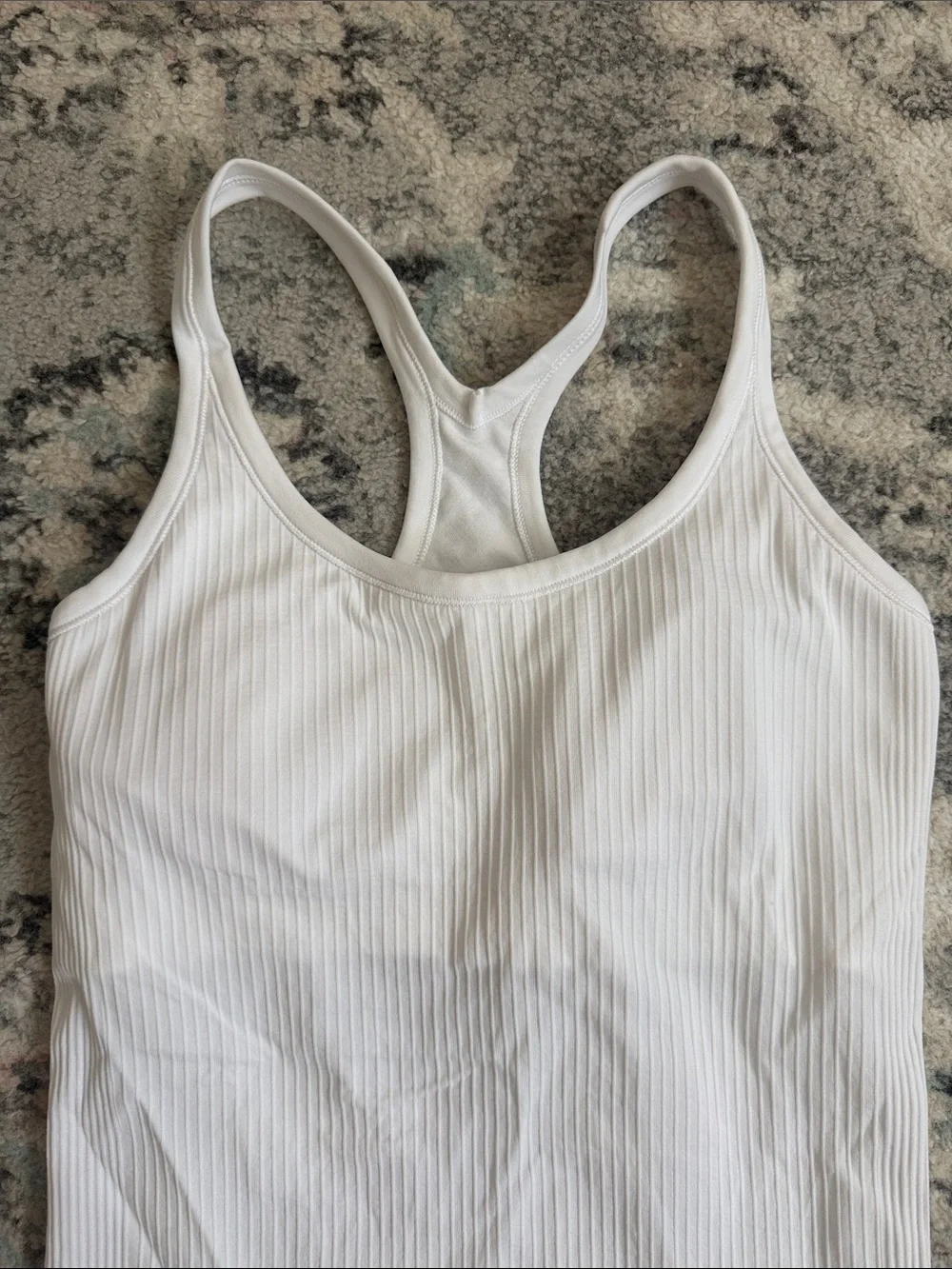 lululemon athletica excellent size